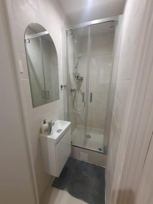Appartement T2 Aux Portes De Paris Asnières Eksteriør bilde